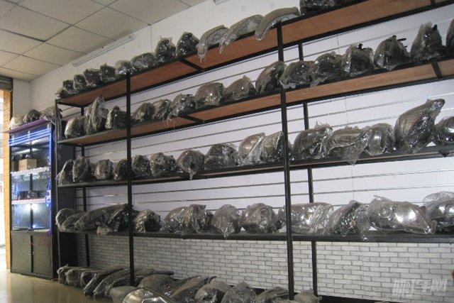 杀虫剂修复大灯是真的吗,用杀虫剂修复车灯的方法