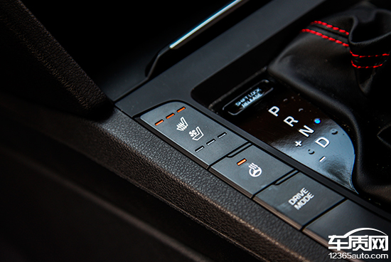 2016年现代领动1.6自动豪华版试驾,2016款现代领动1.6自动精英试驾