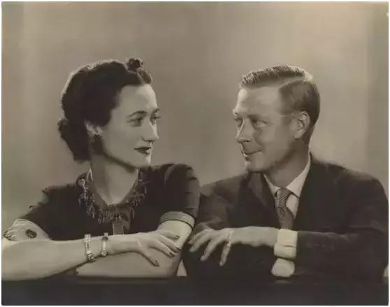 温莎公爵为什么不当国王,温莎公爵长什么样