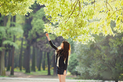 我们无法消除痛苦，但可以增强容纳痛苦的能力