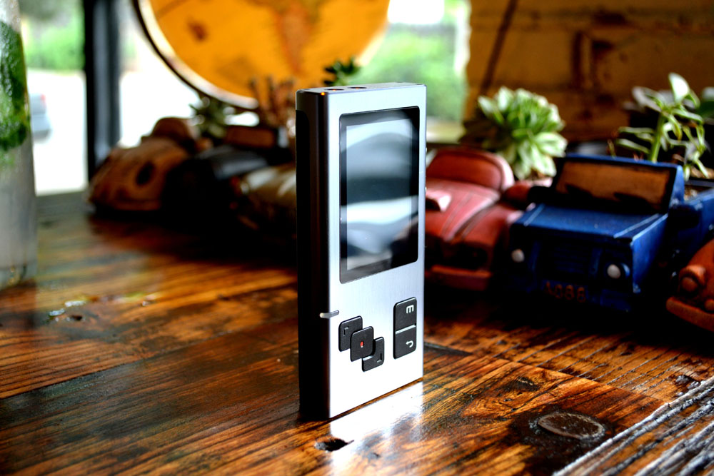 音乐是一种抹不掉的情怀,七彩虹C200HIFI*放播**器体验。