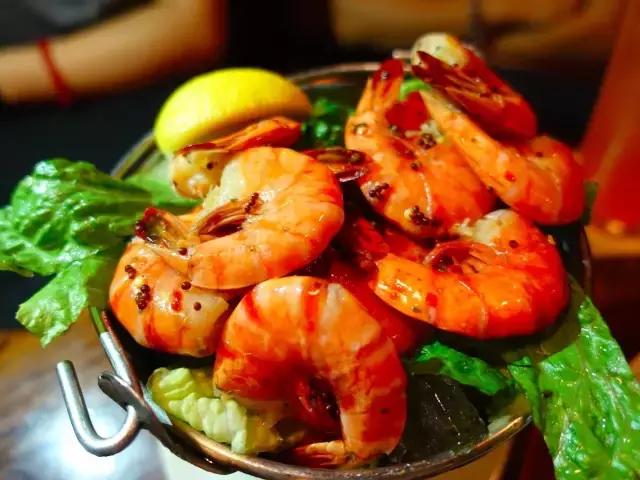 这里买一线大牌比香港便宜3成！风景还很美！