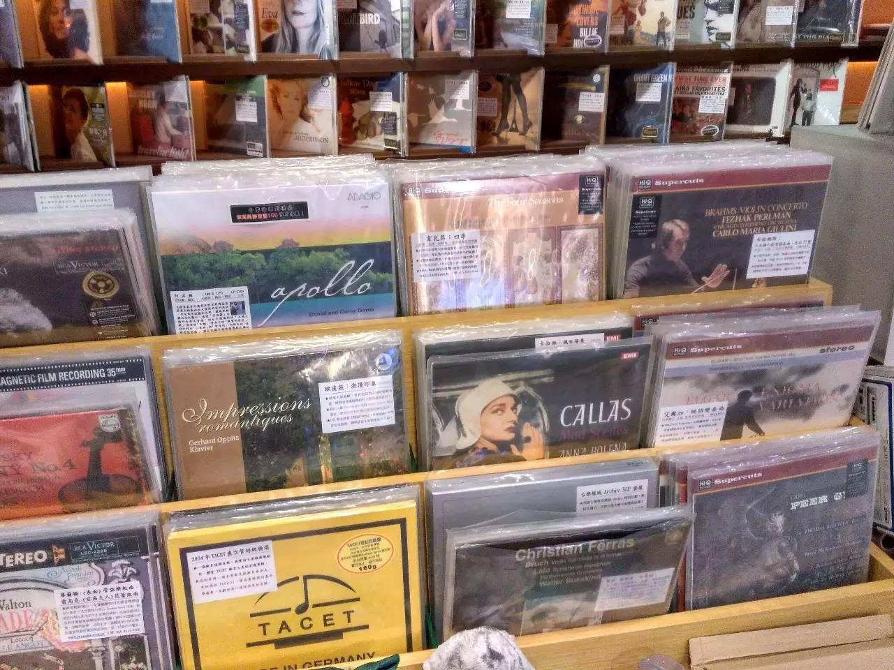 发烧友是小众，但愿意为音乐付费的人会一直在