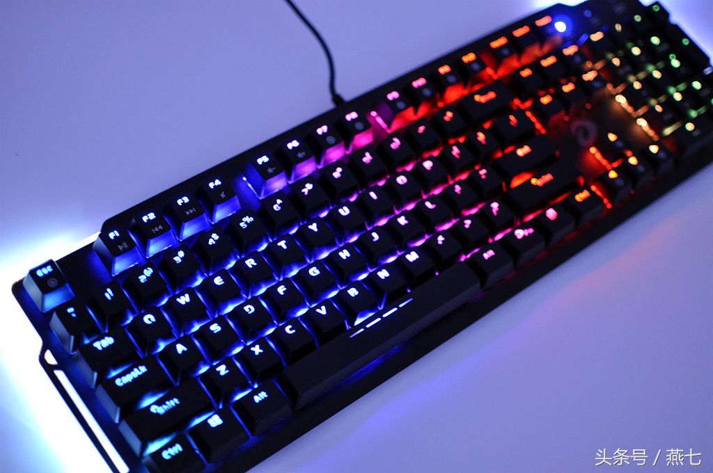 达尔优ek815键盘评测,达尔优ek815机械键盘测评