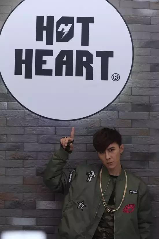 薛之谦在上海开的火锅店,都有哪些明星去过薛之谦的火锅店