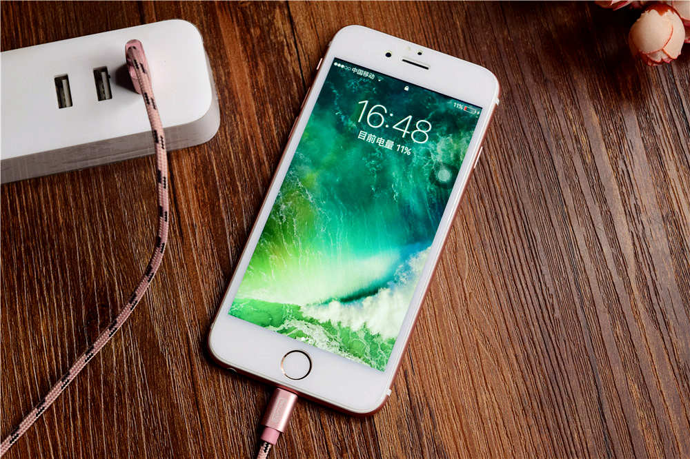 图拉斯磁吸充电宝iphone13实测,图拉斯充电120w快充线