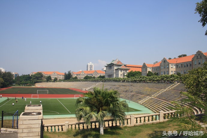 厦门最好的足球场在哪里,厦门足球场推荐