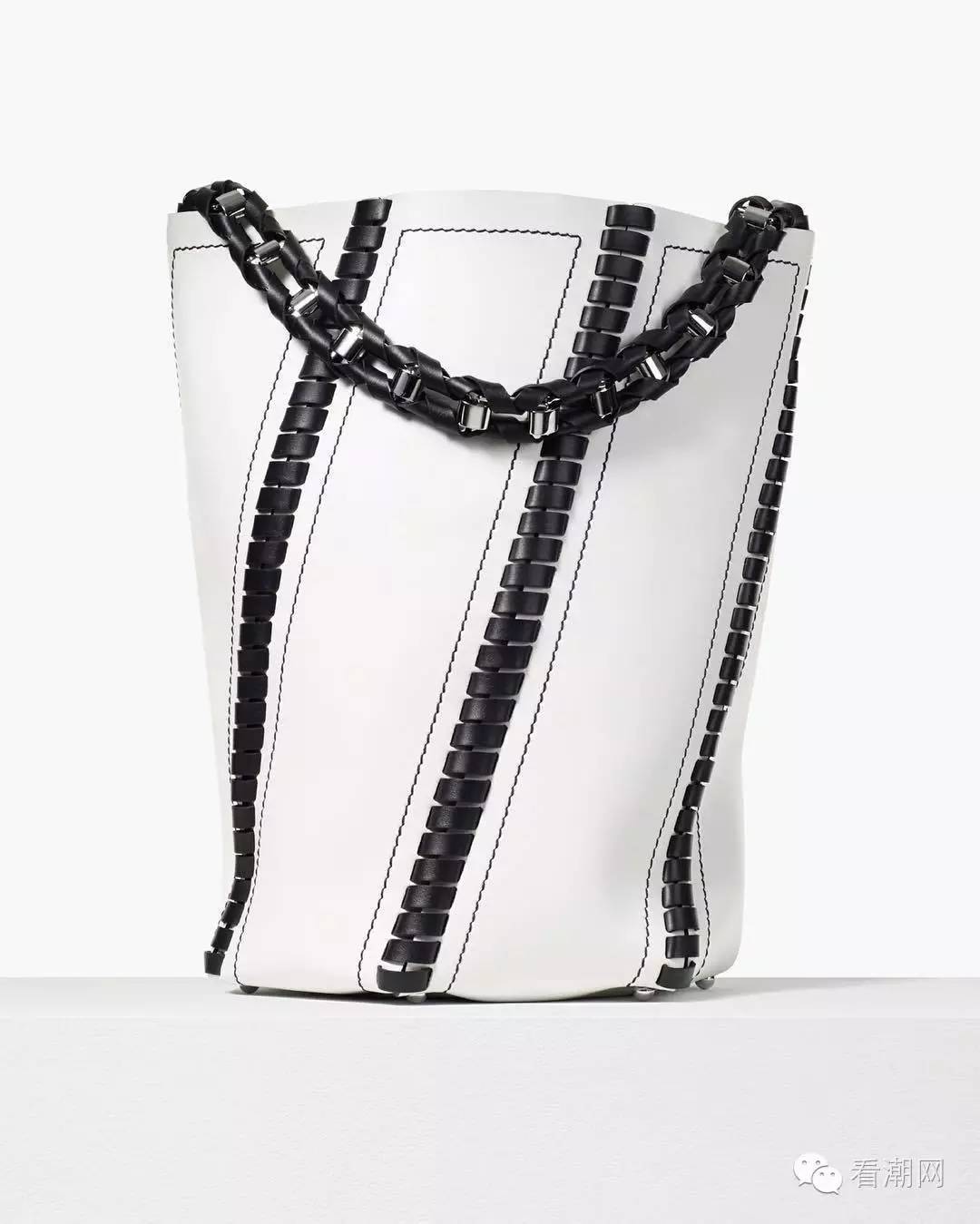 是时候来一发“简约”，治疗你内心的复杂和烦躁