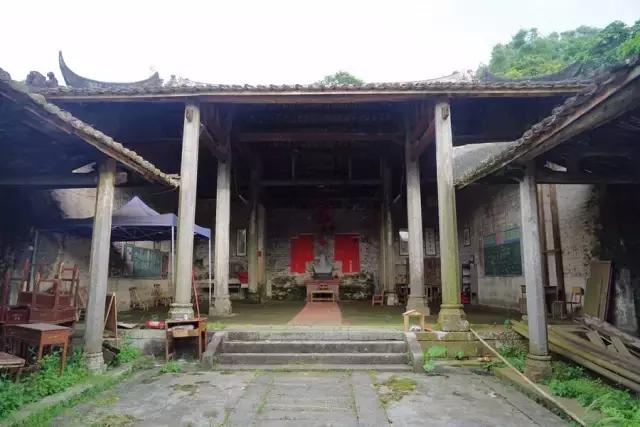 一个隐匿的世外桃源,一间隐藏在市区民宿