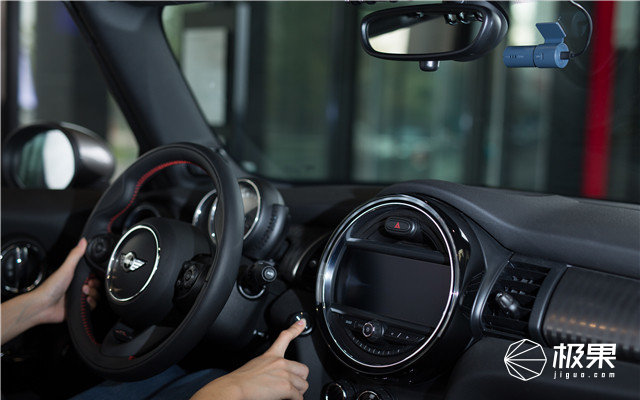 行车记录仪1080p120p和4k30p,夜间拍得清晰的行车记录仪