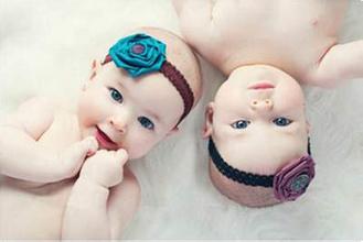 怎样生双胎的,怎么生双胞胎的秘诀和技巧