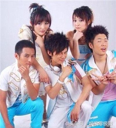 快乐家族凌晨发合影祝福李维嘉40岁生日，吴昕好像！谢娜发单张