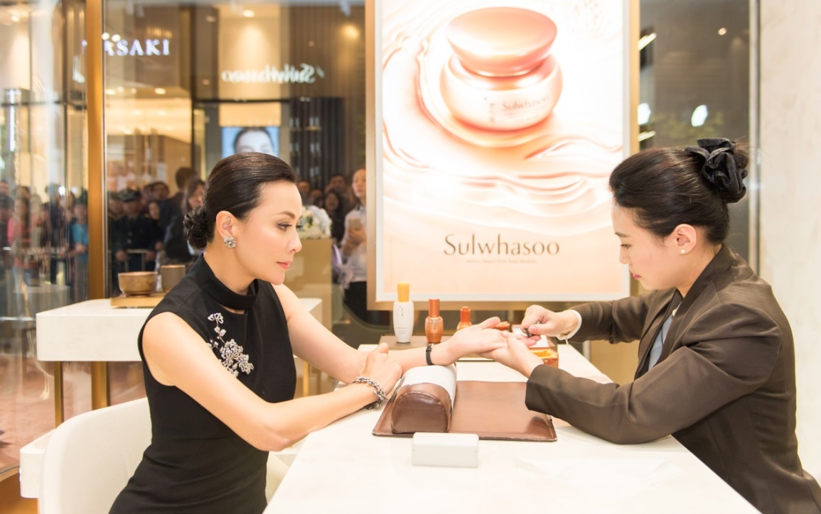 鍒樺槈鐜查洩鑺辩,鍒樺槈鐜插嚭甯洩鑺辩