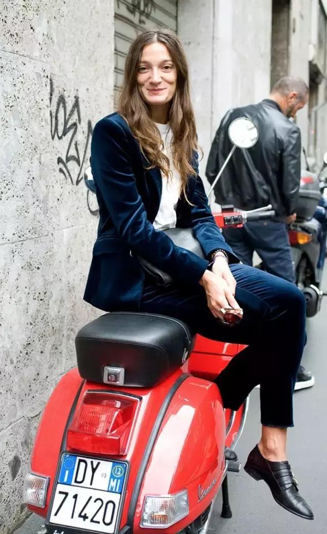 生命是一袭华丽的袍子,生命就是一袭华丽的袍子