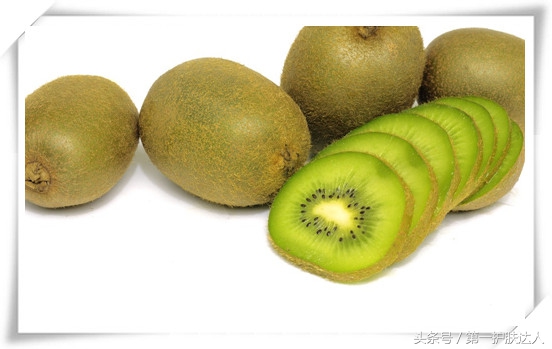 晒黑了怎么快速恢复白,脸晒黑了怎么白回来简单方法