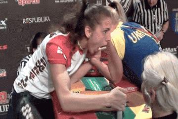 最不能容忍另一半的行为,最不能忍受异性的行为