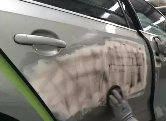 划痕补漆的最好方法,小划痕补漆最简单方法