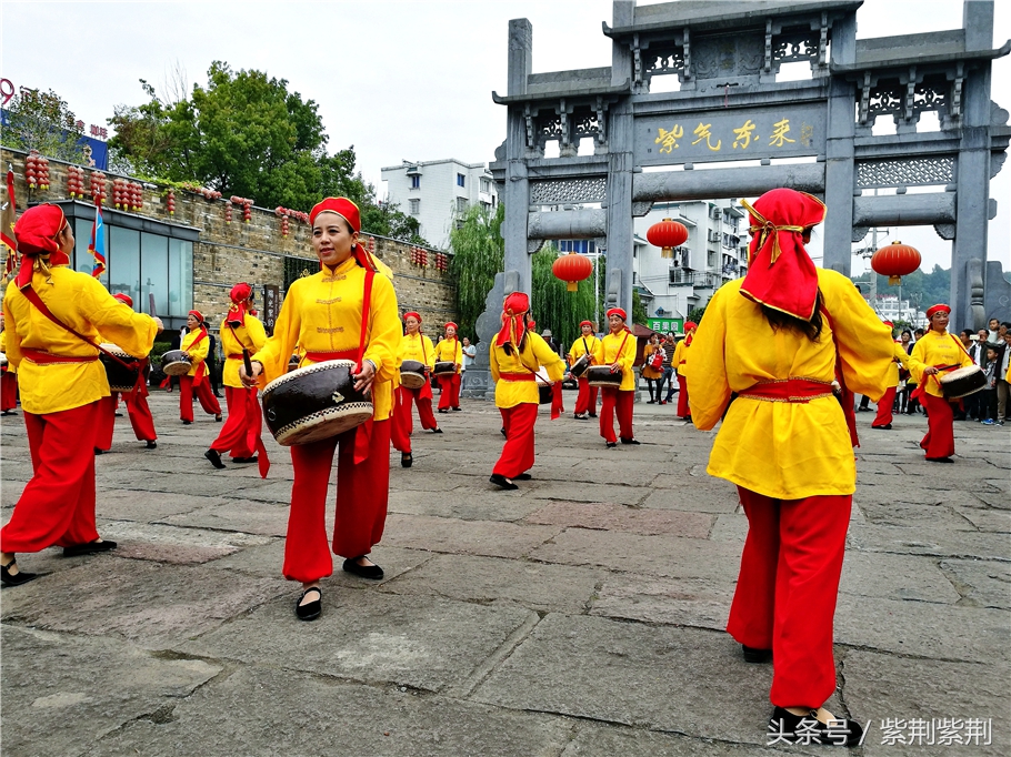 丁香姑娘的油纸伞,黄山黎阳in巷客栈