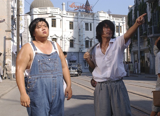 功夫周星驰踩爆足球什么寓意,功夫周星驰镜头解读