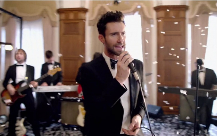 十首好听最火的带氛围感的英文歌,节奏感很强的5首英文歌