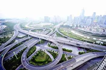 你咋看：租女友回家过年：3000起步，能同居