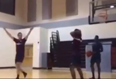 男儿当入樽!C罗也是灌篮高手