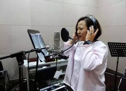 在线观看记者节,记者节晚会完整视频