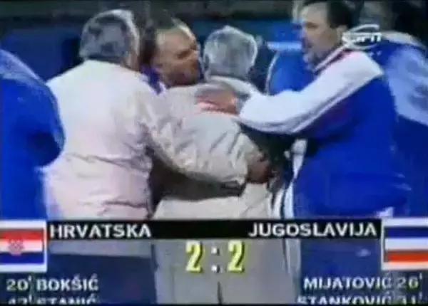 经典足球视频动画片,经典足球视频完整版