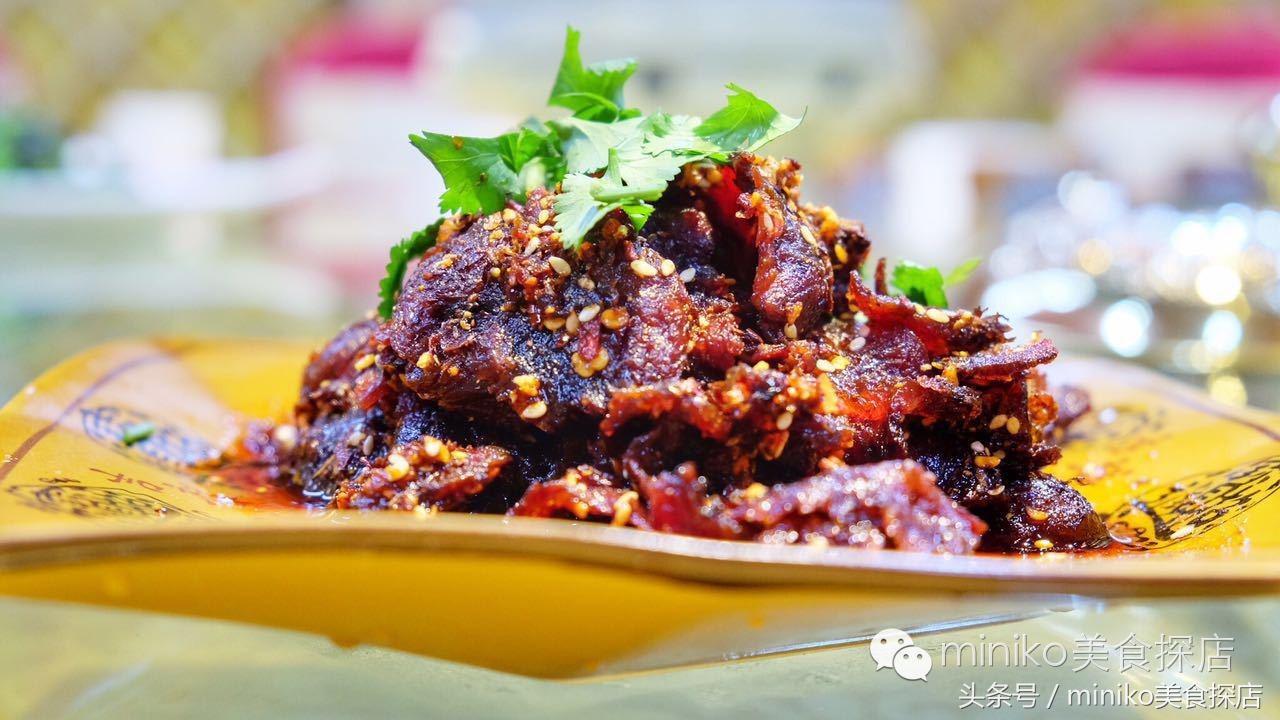 成都附近哪里烤全羊好吃,草原天路最好吃的烤全羊