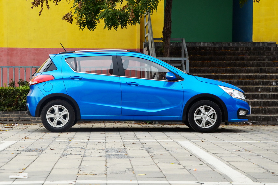 飞度大空间七座售价,本田飞度空间有多大啊