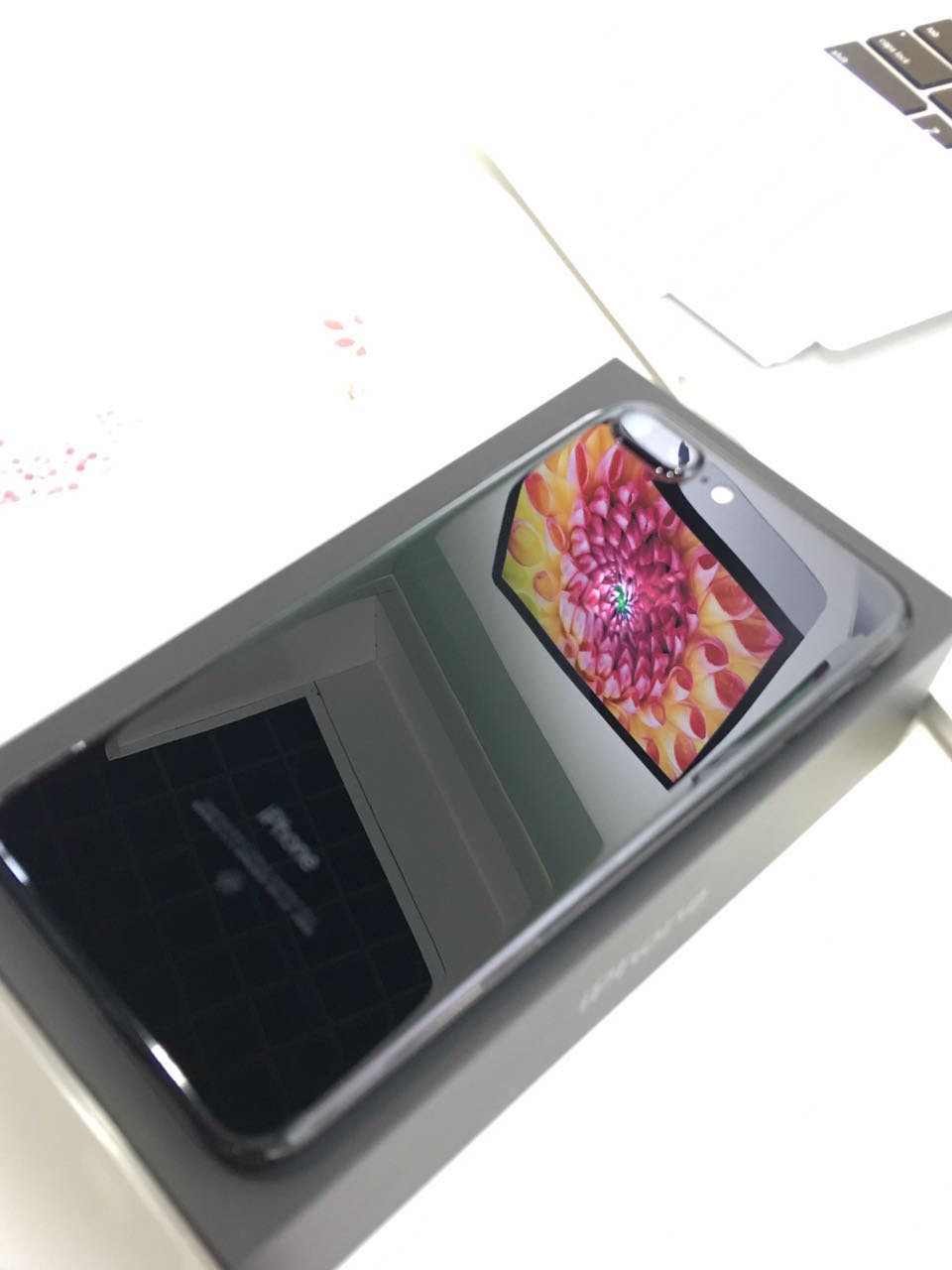 iphone贴膜不贴膜,iphone贴膜与不贴膜的区别