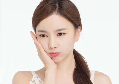 早起全身浮肿怎么才能快速消肿,早起水肿怎么办快速去水肿