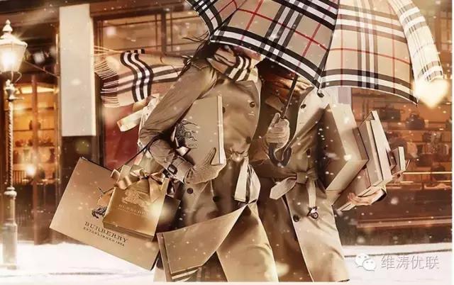 Coach重生Prada沉沦，深扒奢侈品牌的存亡危机