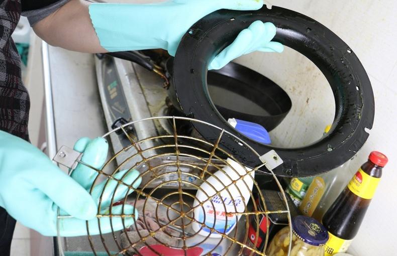 简单快速有效的清洗油烟机的方法,十年保洁教你清洁厨房