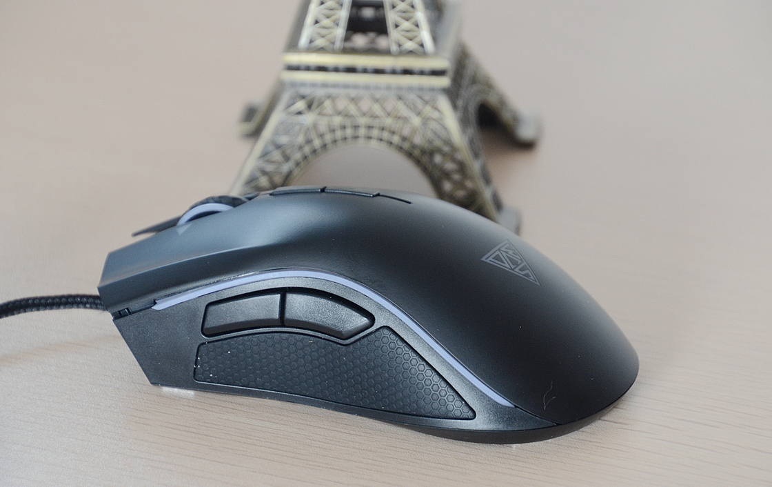 曼巴眼镜蛇鼠标评测,百元鼠标定位准