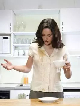 小妙招衣服染上笔墨怎么洗,用什么方法能把衣服上染的色洗掉