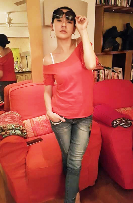 灏弒绌夸簡20骞寸殑琛ｆ湇,灏弒绌跨殑瑁ゅ瓙