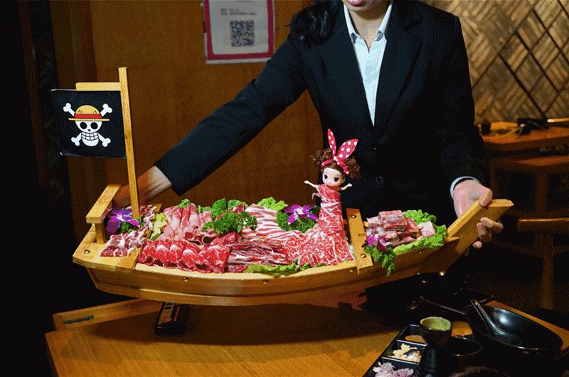 22蚊！足料进口牛肉云吞面超多料！还有重量级进口牛肉船上岸！