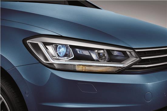 暖春已至快给爱车做个全面保养,趁天气不错给爱车做个保养