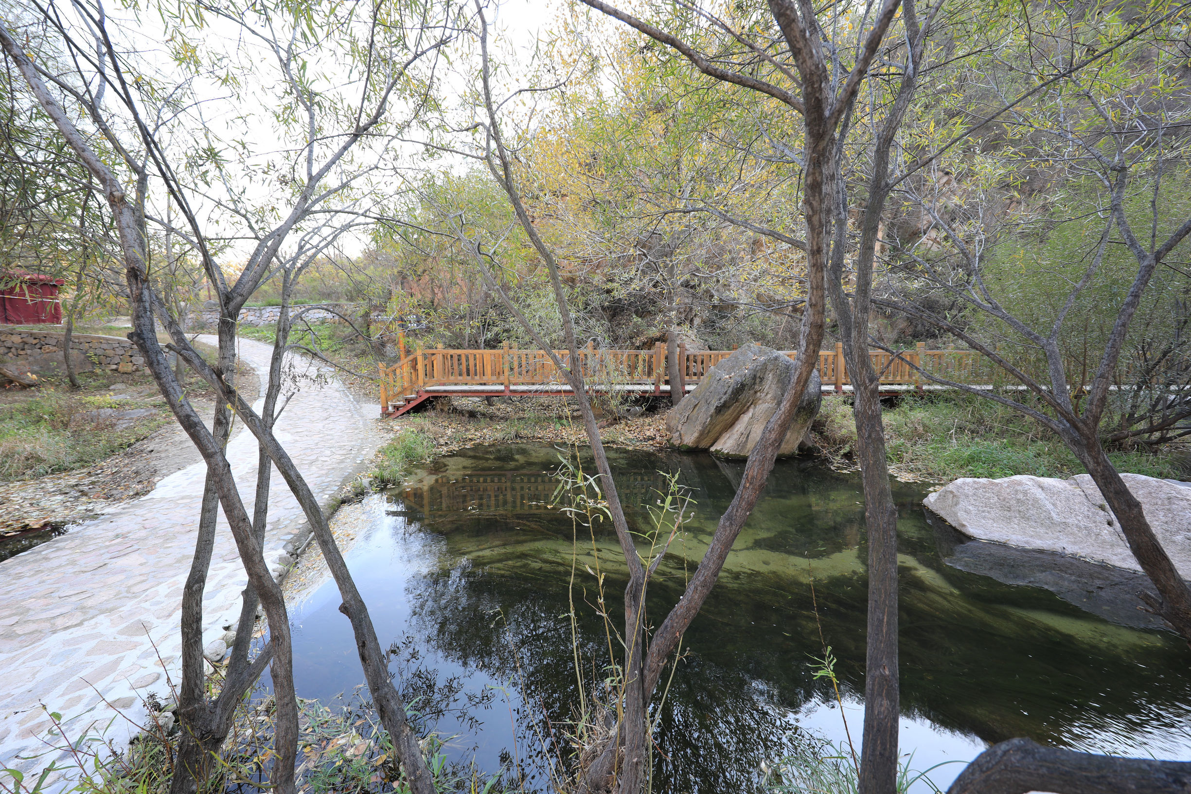 京郊自驾游好去处推荐蟒山,京郊水长城自驾游