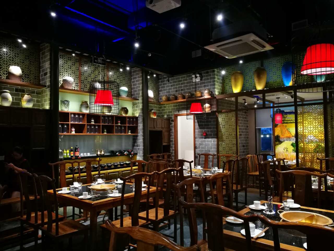 十一月私房餐厅,十一月份的餐厅