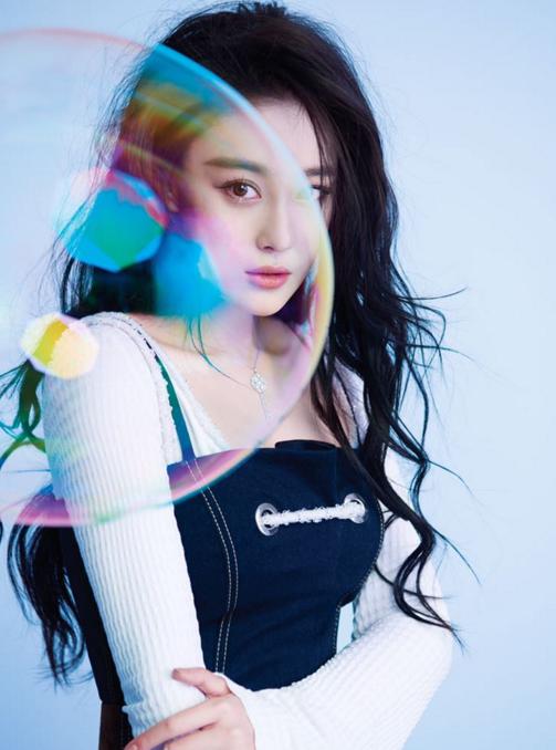 李易峰刘德华张馨予,李易峰张馨予最新视频