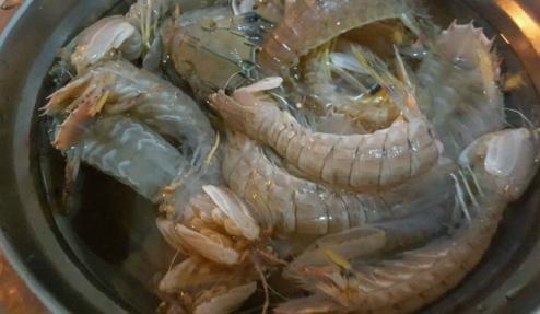 椒盐皮皮虾的皮皮虾要炸几分钟,蒸皮皮虾好吃还是椒盐皮皮虾好吃