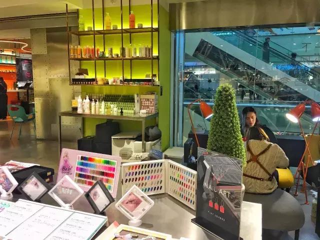 探店喝咖啡,探店逛服装店