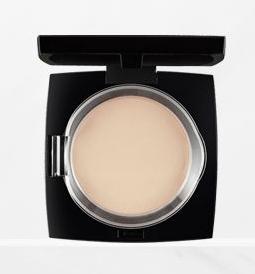 古驰柔滑透亮粉饼050,无印良品保湿柔滑粉饼