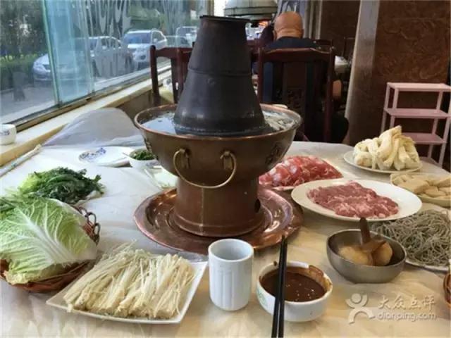 天津人吃的铜锅,冬季必吃老北京铜锅涮肉