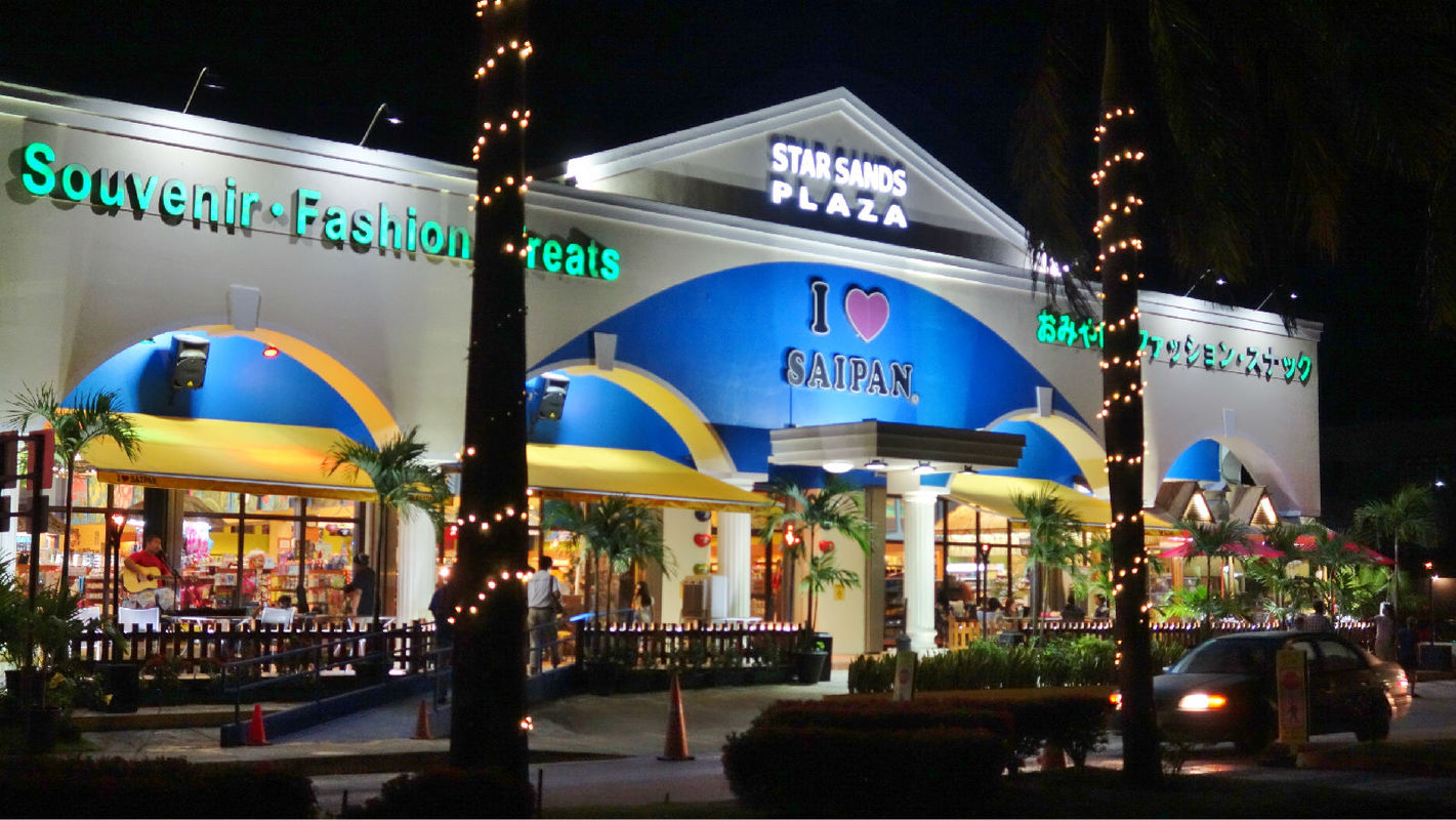 塞班岛5日自由行攻略,一大家人在塞班岛海域留影