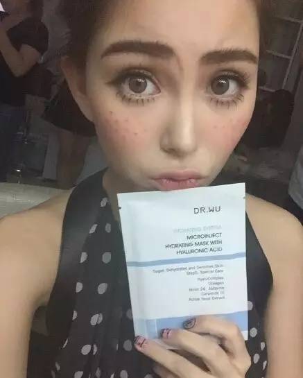 美式混血雀斑妆,高级感的雀斑妆