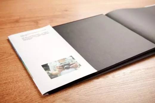 盗版书泛滥、服务费高昂,谁在左右原版书的国内定价?