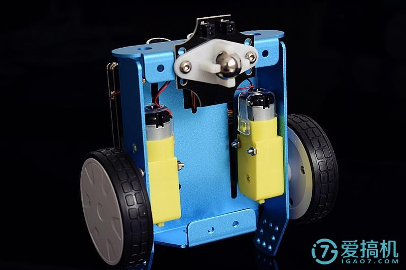 益智“萌宠”欢乐相伴——小卡机器人2代体验评